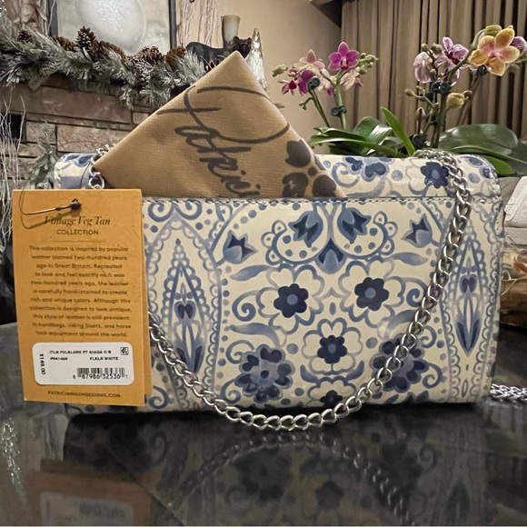 COPY - Patricia Nash Giada Chain Strap Crossbody - Italian Folklore NWT - Picture 2 of 9